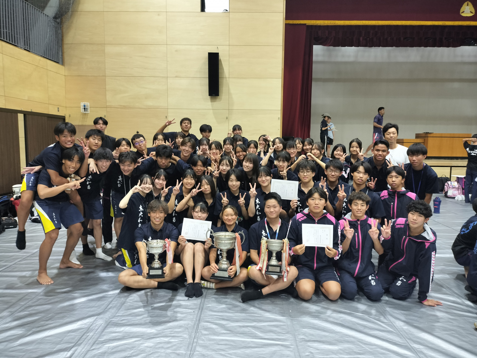 令和７年度　西東京国公立大会　集合写真